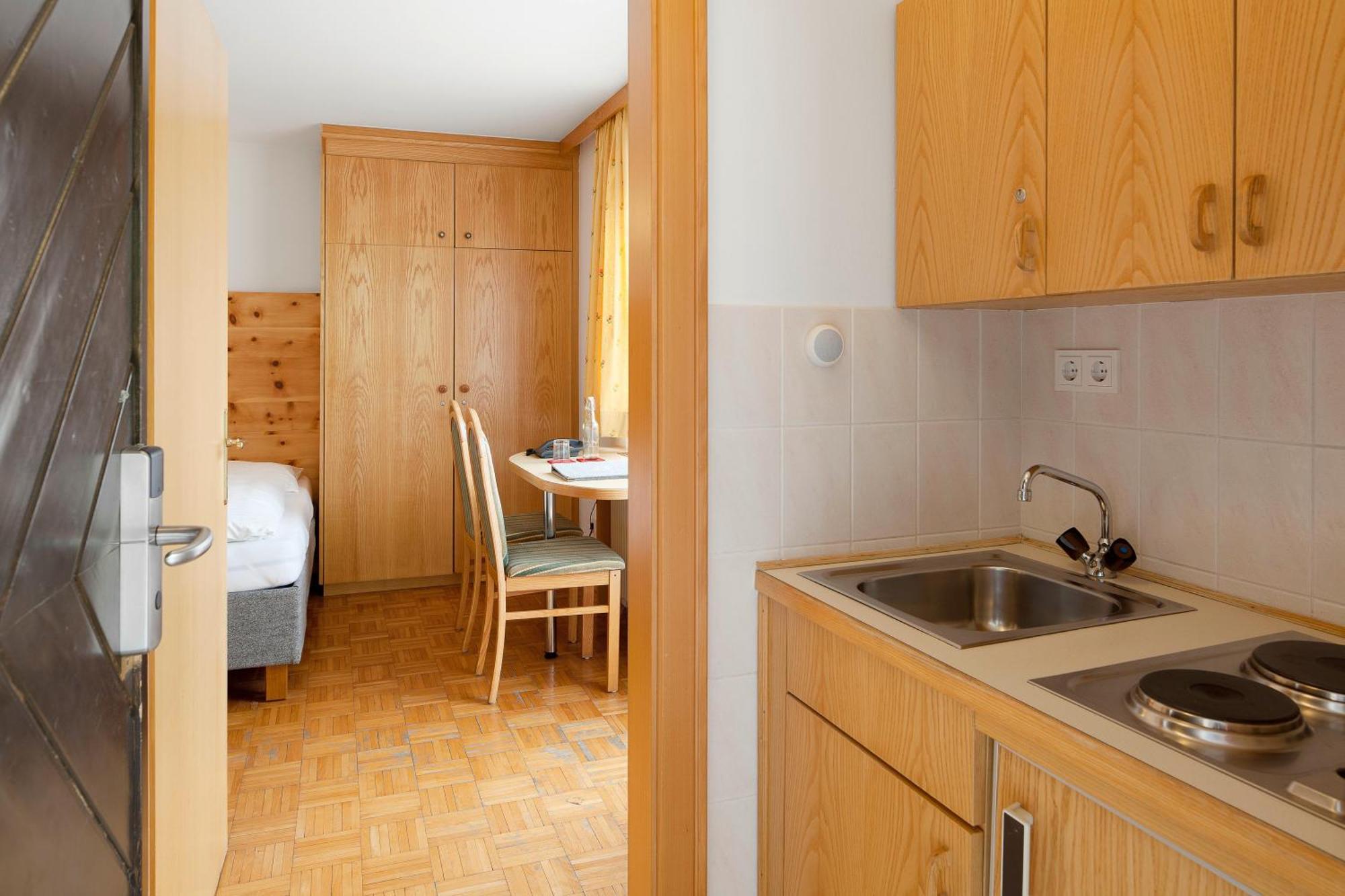 Aparthotel Chalet Wetzlgut Bad Gastein Chambre photo