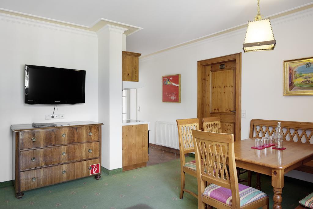 Aparthotel Chalet Wetzlgut Bad Gastein Chambre photo